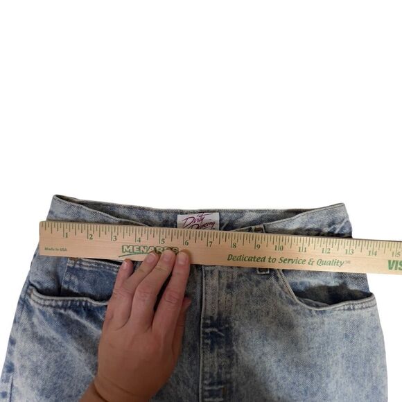 1980's acid wash Dirty Dancing brand bermuda high-waisted shorts 9/10 - Picture 14 of 15